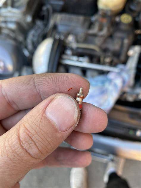 Золотник топливной рампы и уплотнители форсунок — MINI Cooper S Mk I, 1 ...