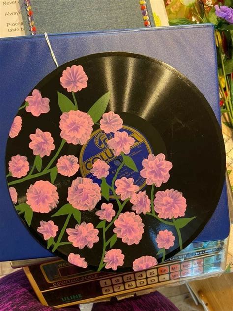 Pin by vanessa on Records | Vinyl record art ideas, Record painting ...