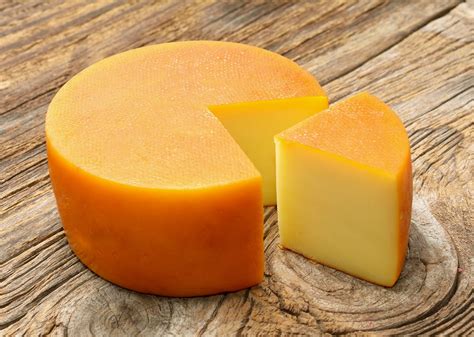 how to cut gouda cheese 4