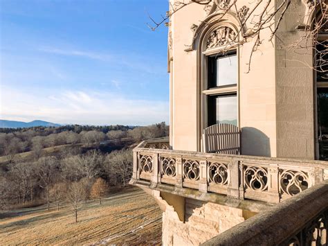 visitors guide   biltmore estate cafes  getaways