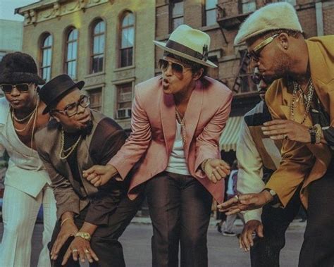 Mark Ronson - Uptown Funk ft. Bruno Mars - Letra y traducción ...