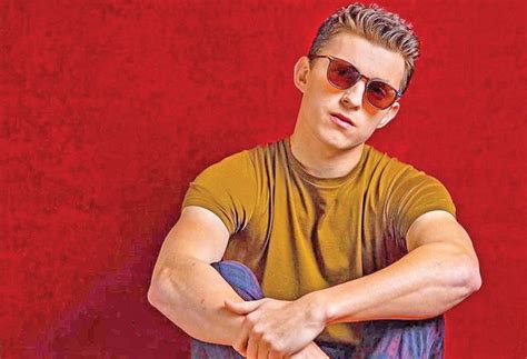 tom set  return  stage