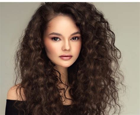 Fall In Love With Shiny, Soft, Tangle Free Hair - Number 4 Hair Car