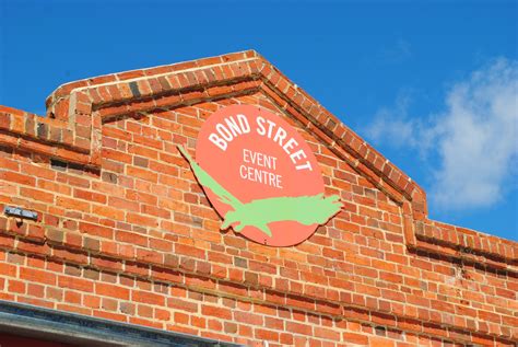 Art, music at Bond Street | Gippsland Times