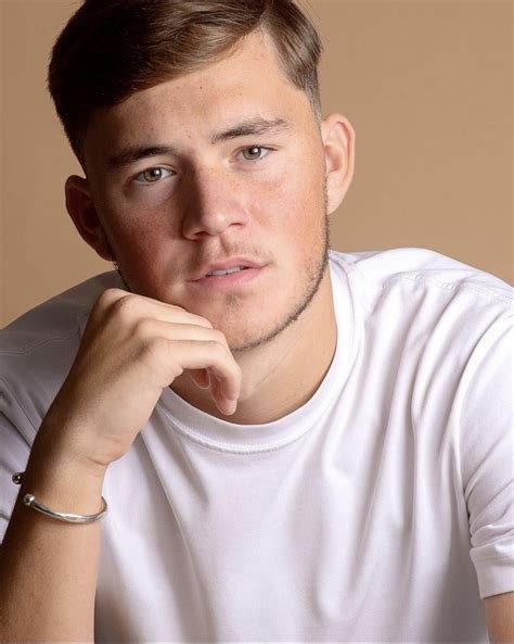Denny all grown up : r/eastenders
