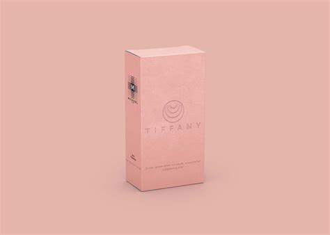 Free Cosmetic Luxury Packaging Mockup
