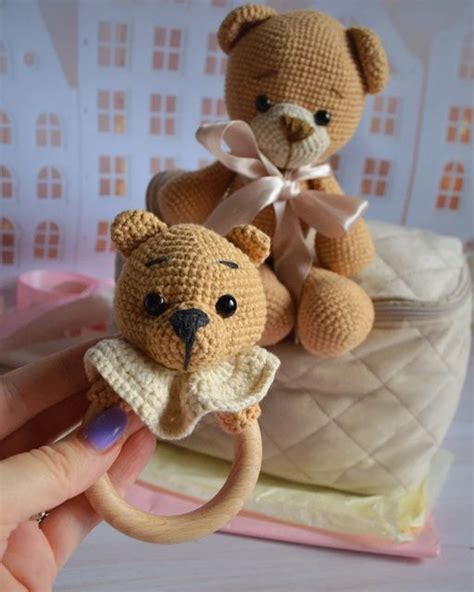 В'ЯЗАНІ ІГРАШКИ 🧸ЛЯЛЬКИ 🩰 БРЯЗКАЛЬЦЯ👶 on Instagram: "Ось такі ...