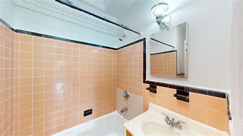 M60-SBS Bus Route Guide: LaGuardia Airport to West 106th Street 23