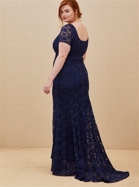 Plus Size - Special Occasion Navy Lace Short Sleeve Fit & Flare Formal