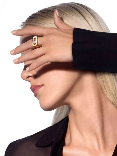 Gold diamond ring: the latest Messika arrivals