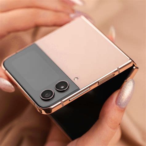 Samsung - Эң сонун өлчөмүндөгү мыкты уюлдук телефон! *... | Facebook