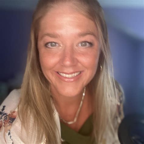 Kbeauty has been a total game changer! I’m obsessed! Happy Friday! #