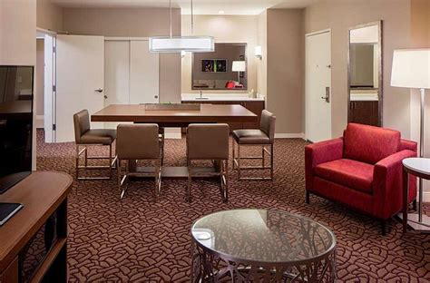 HILTON GARDEN INN DOWNTOWN DALLAS $122 ($̶1̶8̶8̶) - Updated 2022 Prices ...