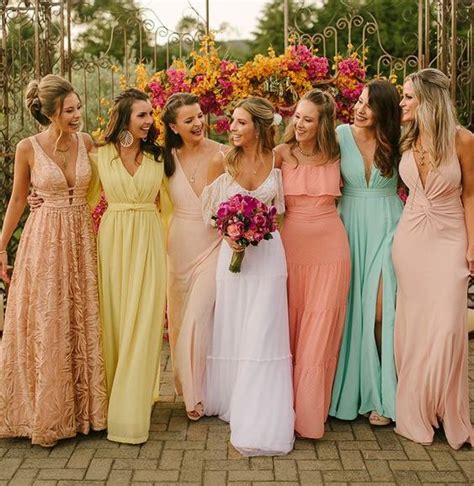 Vestido Para As Madrinhas De Casamento - Casamento: 42 inspirações lindas de vestidos para madrinhas