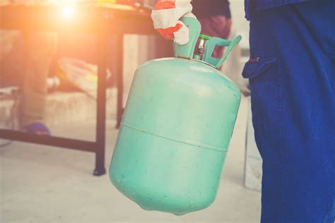 How to Tell If Your Refrigerant Is Leaking