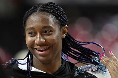 Protective styles preserve Black players’ hair at NCAA tournament