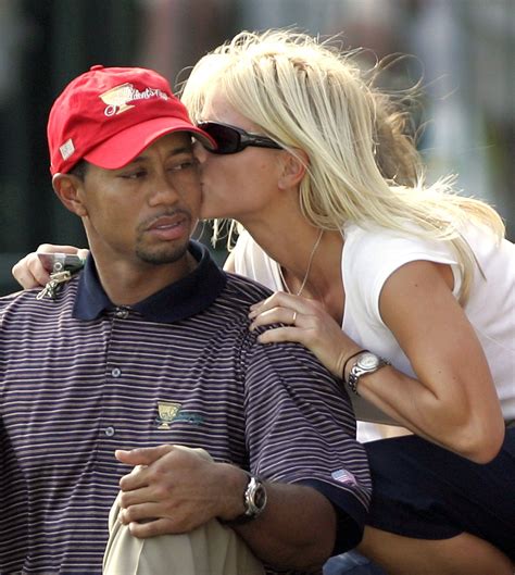 tiger woods wife naked 2