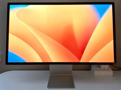 Apple Studio Display 27 - Standardglas