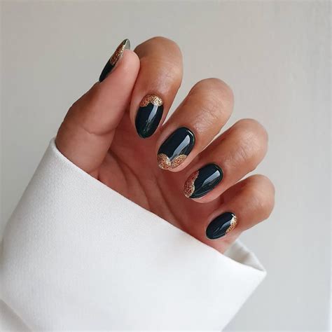 Fotos De Unhas Com Manchas Escuras - 15 unhas com esmaltes escuros para se inspirar