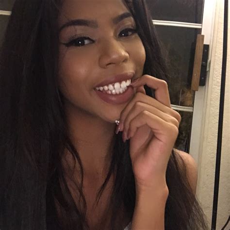 Nia Nacci (60 фото)