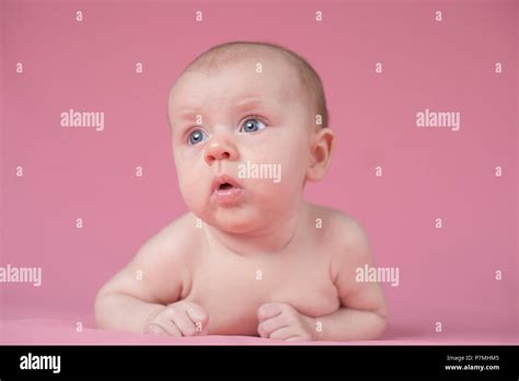 Newborn baby girl Stock Photo - Alamy