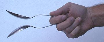 how to play music with spoons