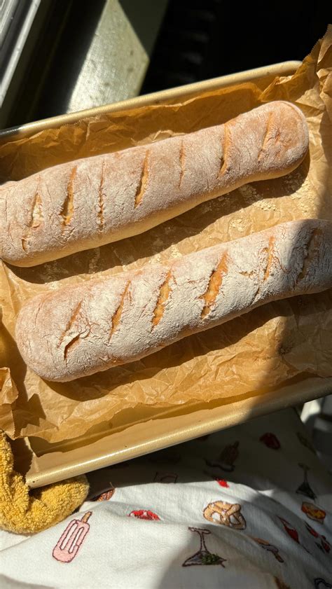 KITCHEN SINK GRANOLA 🥣 save $$$ and make your own granola at home!! We