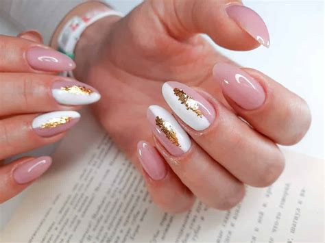 38 Trendy Pink and Gold Nails Designs You Need to Try in 2023