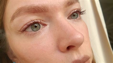 Бычья кровь? Тушь Rad All that juice mascara в оттенке 01 Oxblood ...