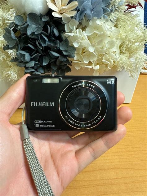 RARE Fujifilm Digicam, Photography, Cameras on Carousell