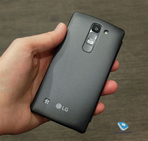 Mobile-review.com Презентация смартфонов LG Magna, Spirit, Leon