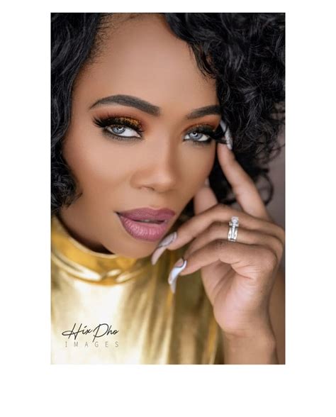 About – Gigi Rivera