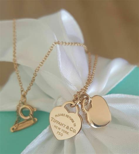 For competition: Tiffany & Co. 18ct Yellow Gold Double Mini Return To