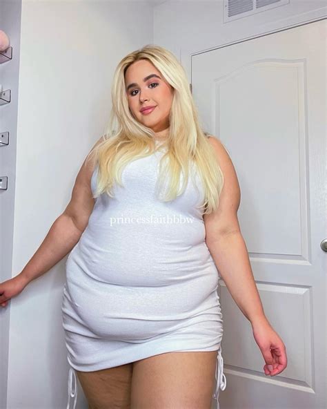 Faith ☆ | fat angels exist 🪽🤍 . . . . . #bbw #fatgirl #stuffed #