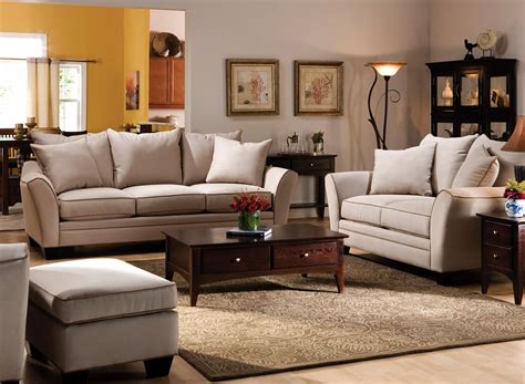 Briarwood Living Room Set | Raymour & Flanigan