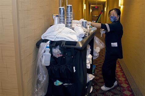 Joint Base Andrews Lodging Staff Maintains the Mission During COVID-19 ...