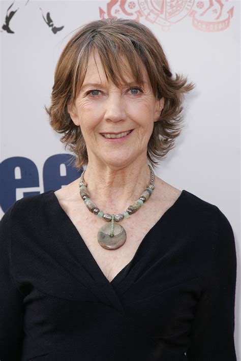 These gorgeous actresses are in their 70s and beyond
