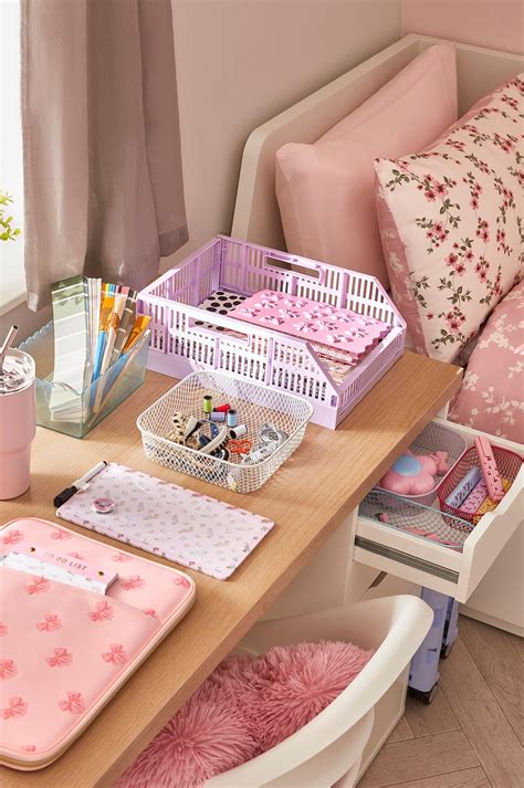 Your Guide To Decorating A Uni Room | Uni Room Ideas | Primark
