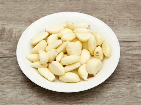 Củ tỏi làm sạch khay 100g tại Bách hoá XANH