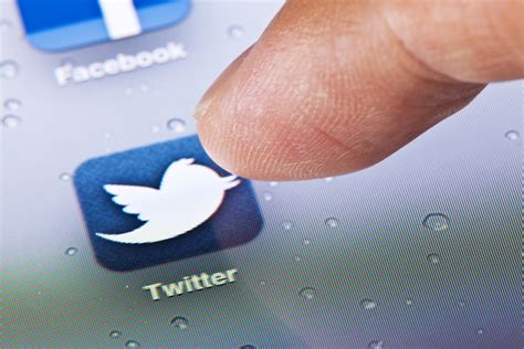twitter stopt  miljoen dollar  soundcloud emerce