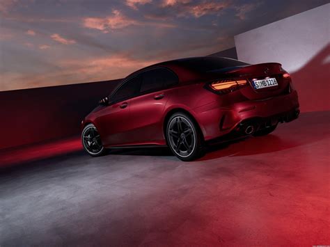 Mercedes Benz Class A Sedan (V177 2023) 35 AMG 4MATIC 7G-DCT