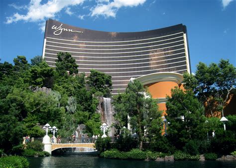 On This Date, April 28, 2005, the Wynn Opened in Las Vegas : Las Vegas 360