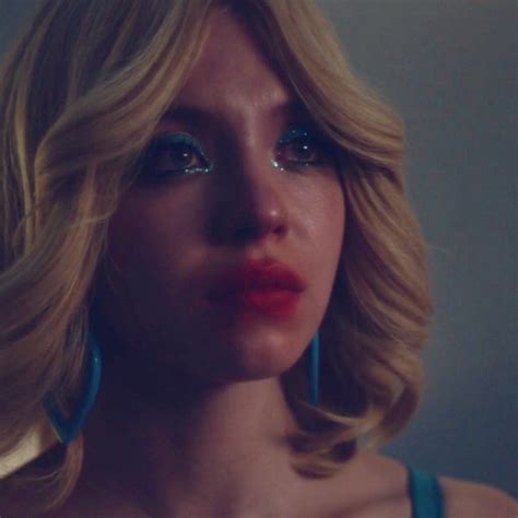 «Эйфория»: 16 самых эффектных образов из сериала — www.ellegirl.ru