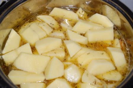 Картофель с мясом по-домашнему или картофельный соус - пошаговый рецепт ...
