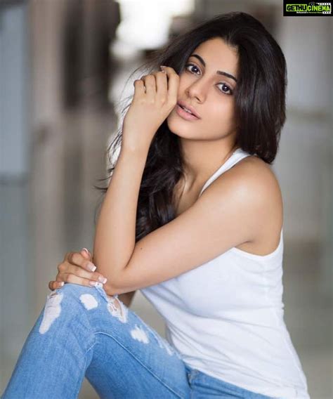 nikki tamboli muni  actress white  naughty gethu cinema