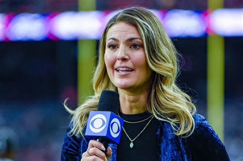 Meet stunning CBS Sports reporter Amanda Balionis who interviews top