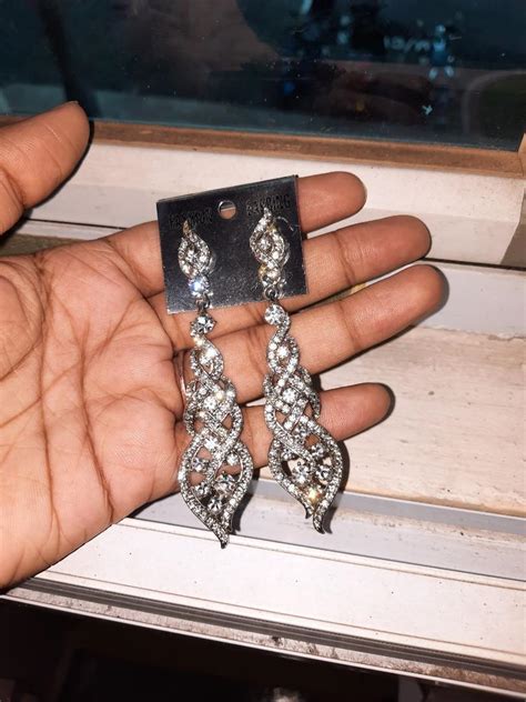 Flawless silver, Women's Fashion, Jewelry & Organisers, Earrings on ...