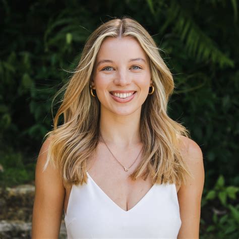 Carly Potter, Real Estate Agent - Compass