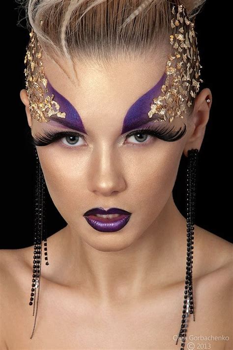 Épinglé par ༺ Aຖɠεℓiຖค ༻ sur Goℓd คຖd..pนrpℓε ༺♥༻ | Maquillage haute ...