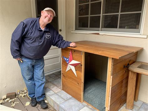 My dad wanted me to share this dog house he built! : r/pics